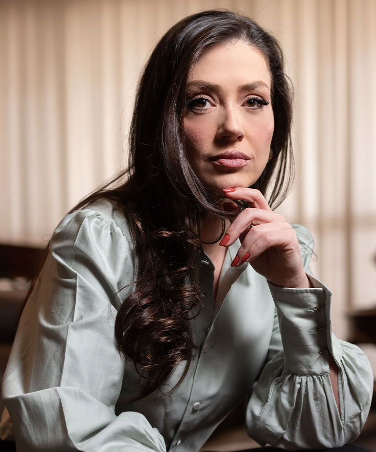 Professora Adriane Fauth